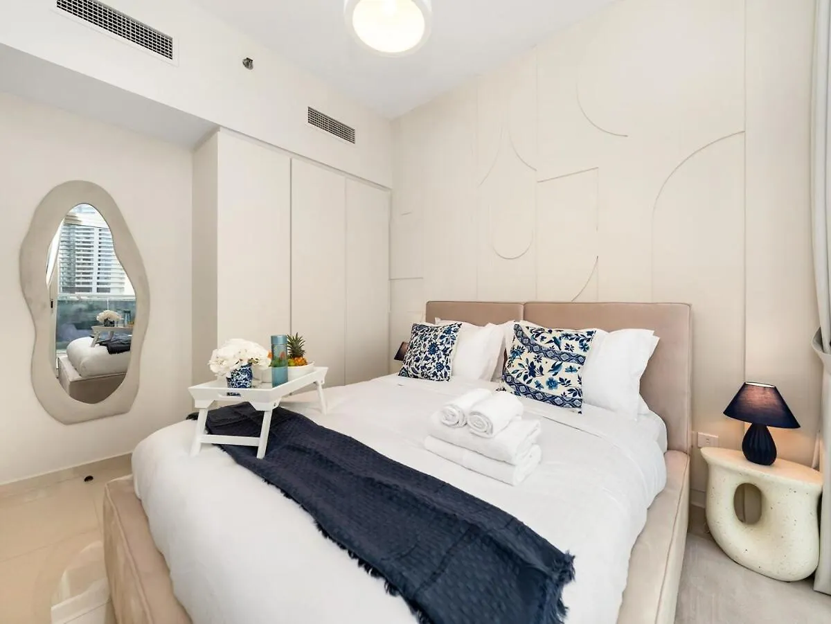 New 1Br With Full Burj Khalifa View, Top Floor, 5Min Dubai Mall